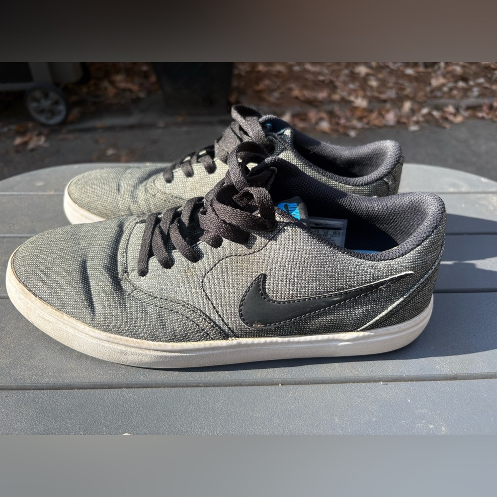 Nike SB Men's 8.5 Black Gray check Sneakers Vans worn once